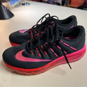Nike Airmax 2016 woman’s tennis shoes size 9